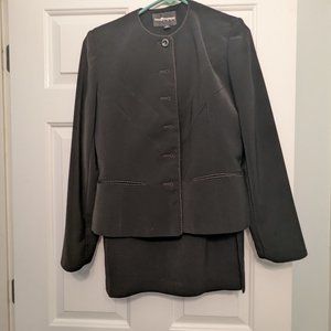 Sag Harbor (Size 8) Matching Suit Coat and Skirt Set